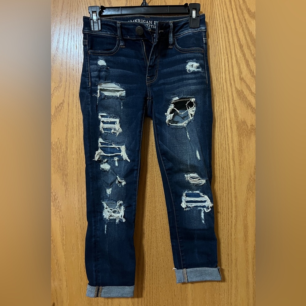 American Eagle Dark Wash Distressed Cropped Skinny Jeans